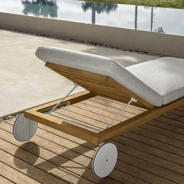 Allure Sunbed - Image 5