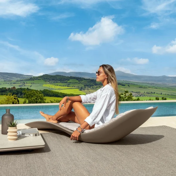 Reef sunbed - Image 4