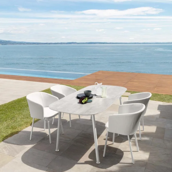 Slam Dining table - Image 3