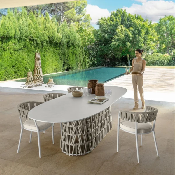 Swipe Dining table - Image 3