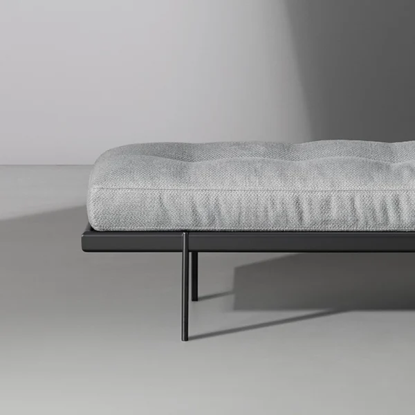 James bench - Image 3