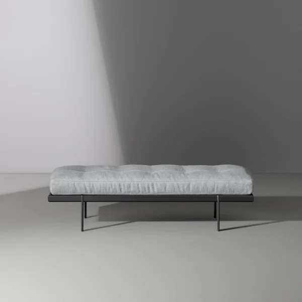 James bench - Image 4