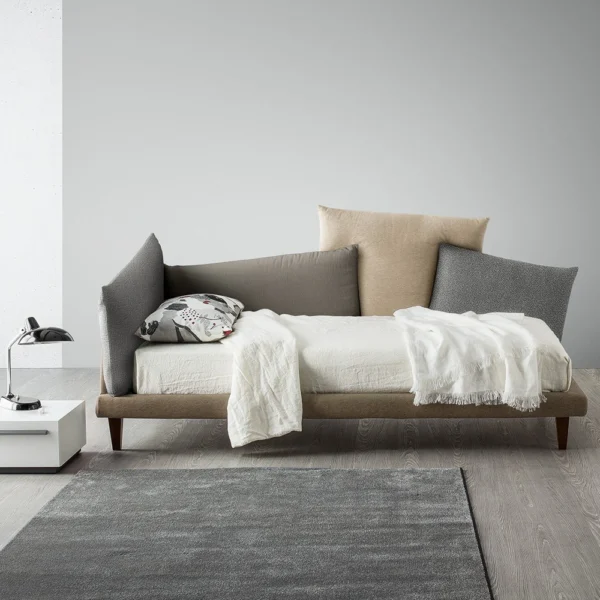 Picabia single bed - Image 3