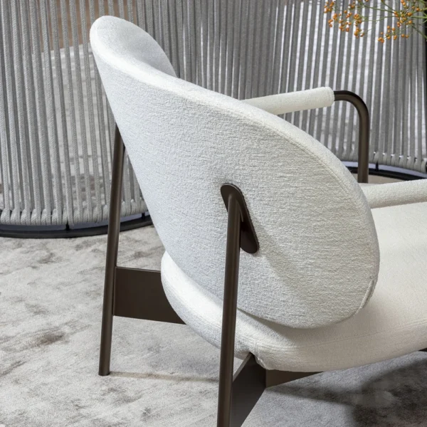 Cross lounge chair - Image 4