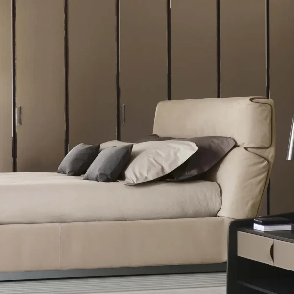 Gentleman High headboard 1