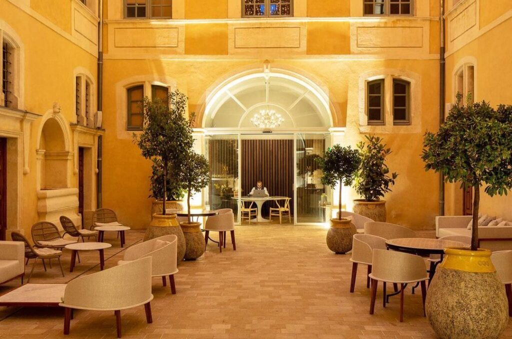 Talenti: The Best Outdoor Furniture Brand? 17 201465355 514333939690928 6525187430990098313 n e1666342214263 2