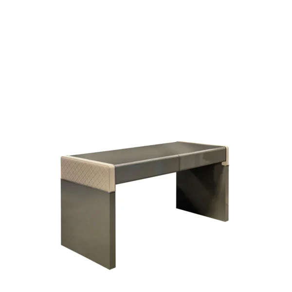 Master desk