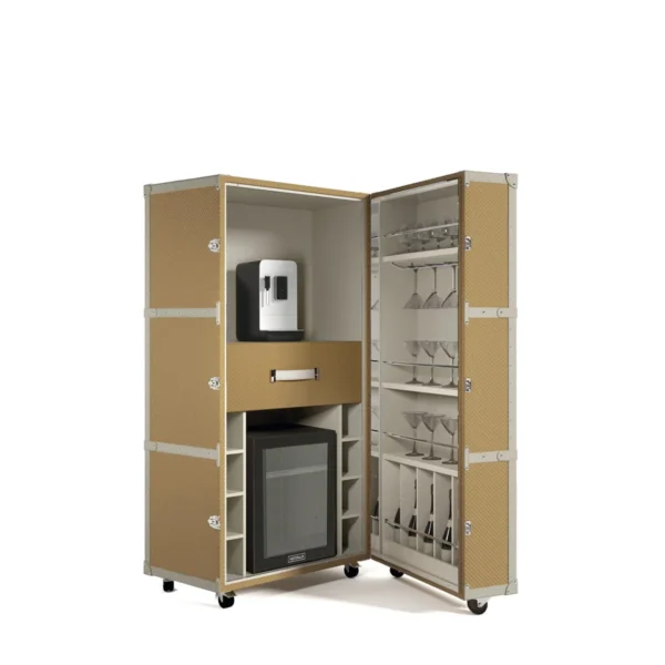 Traveler coffee station