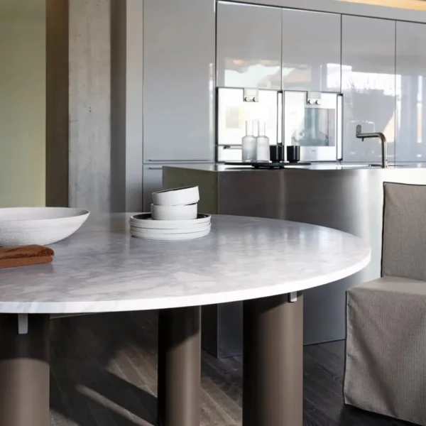 Daen Dining table - Image 4