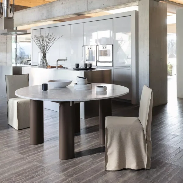 Daen Dining table - Image 5