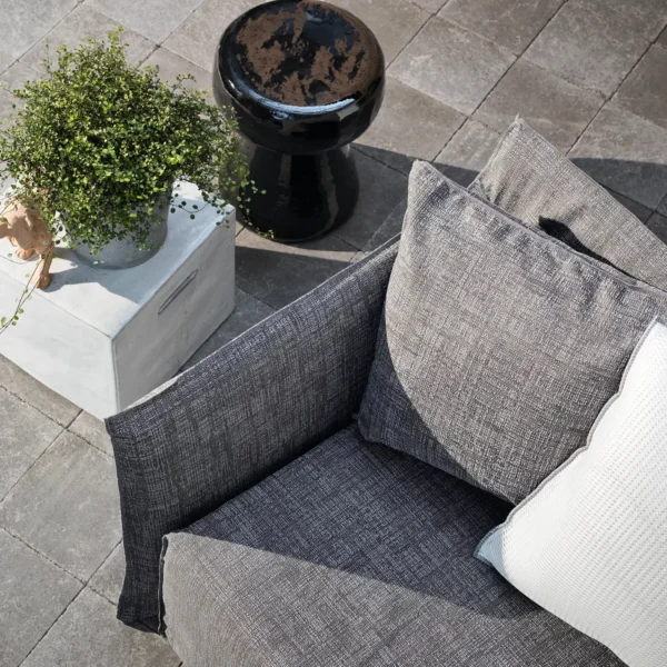 Inout side table - Image 2